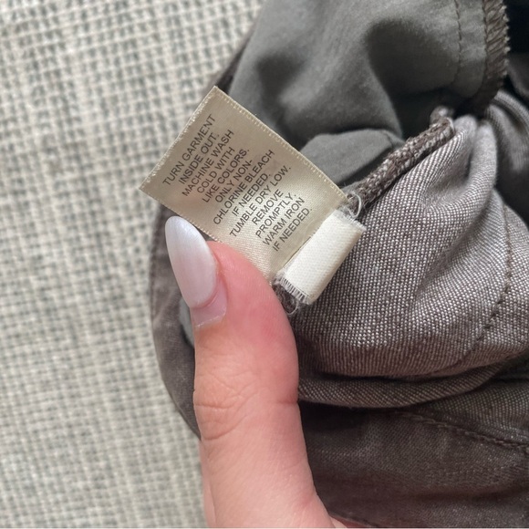 Classic Brown Women's Jeans - Picture 5 of 8